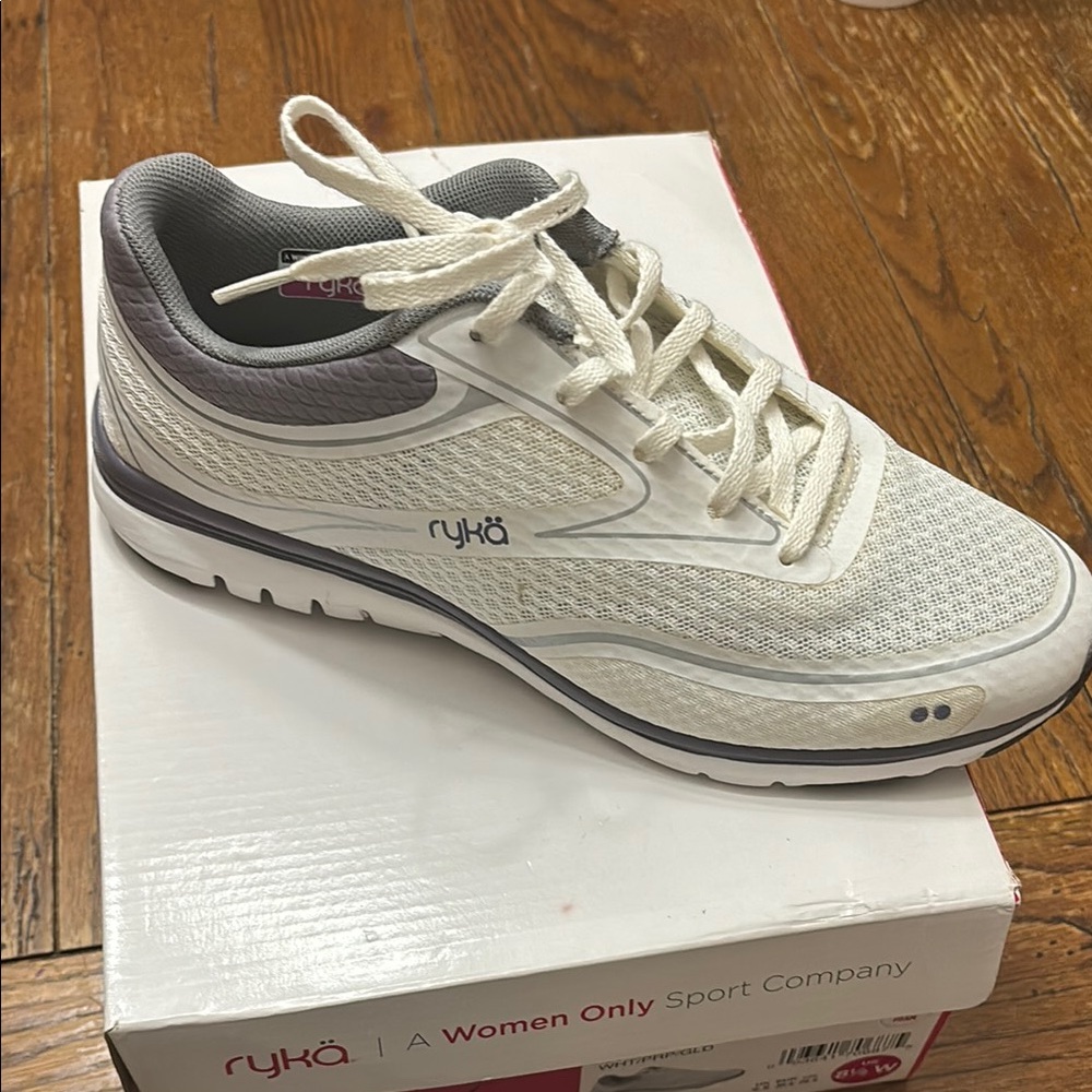 NEW Ryka Women's White and Gray Athletic Shoes
